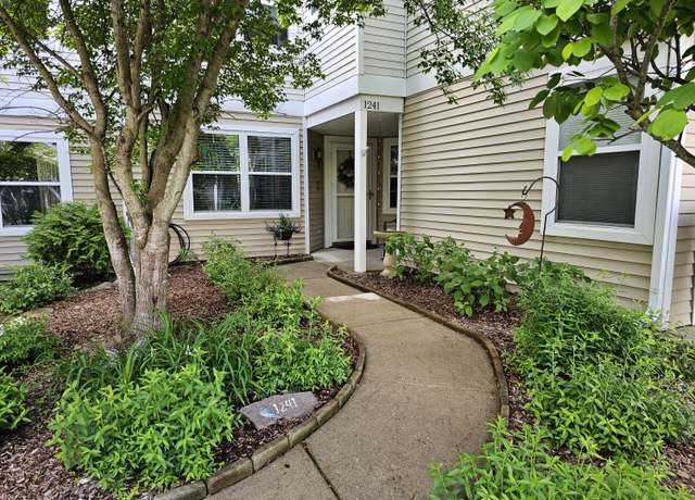 Property at 1241 Meadow Ln, Chelsea, MI 48118, 2 beds, 2 baths