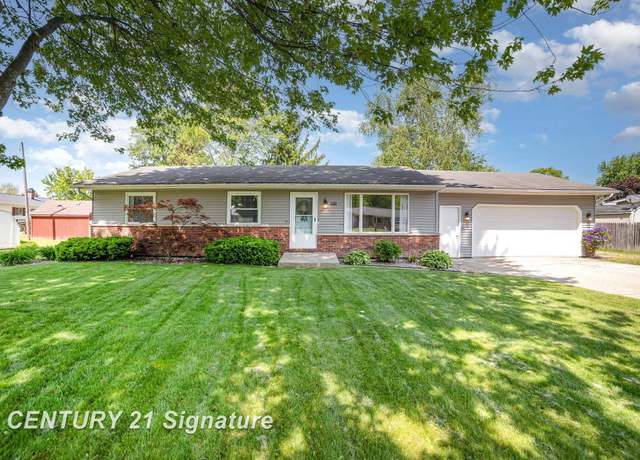 Property at 220 Elaine St, Saginaw, MI 48609, 3 beds, 2 baths