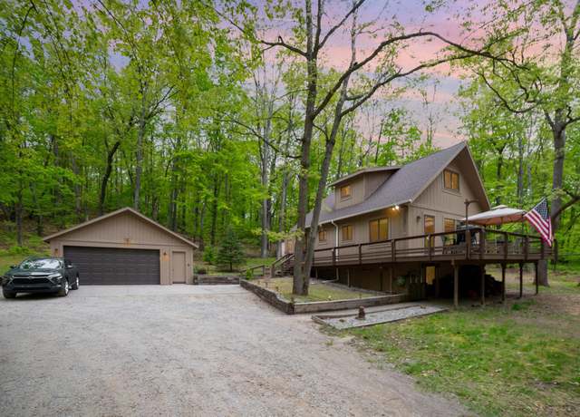 Property at 1670 Ivy Dr, Farwell, MI 48622, 3 beds, 2 baths
