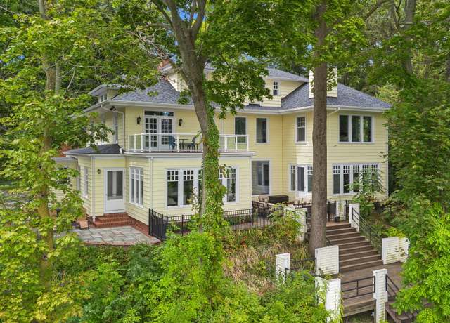 Property at 2019 Langley Ave, St Joseph, MI 49085, 6 beds, 5.5 baths