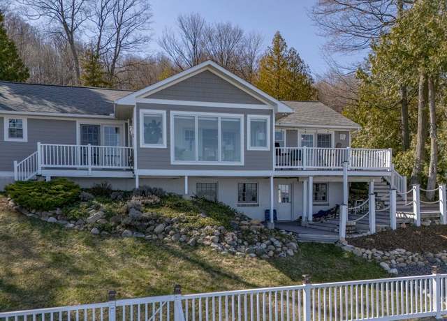 Property at 705 S Nanagosa Trl, Suttons Bay, MI 49682, 3 beds, 2.5 baths