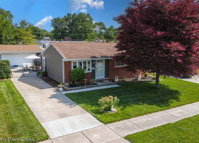 Property at 12869 Docksin Dr, Sterling Heights, MI 48313, 3 beds, 2 baths