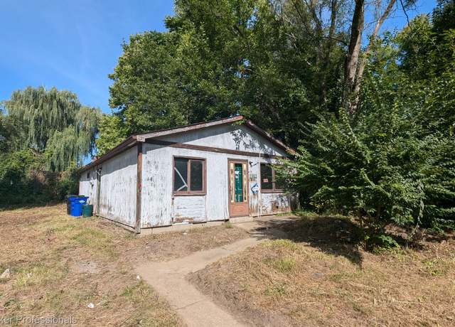 Property at 14025 Dacosta St, Detroit, MI 48223, 3 beds, 1 bath