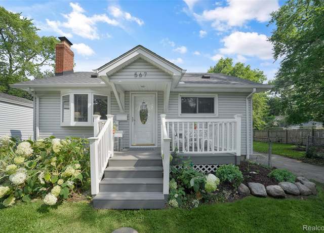 Property at 567 Roth Blvd, Clawson, MI 48017, 2 beds, 1 bath