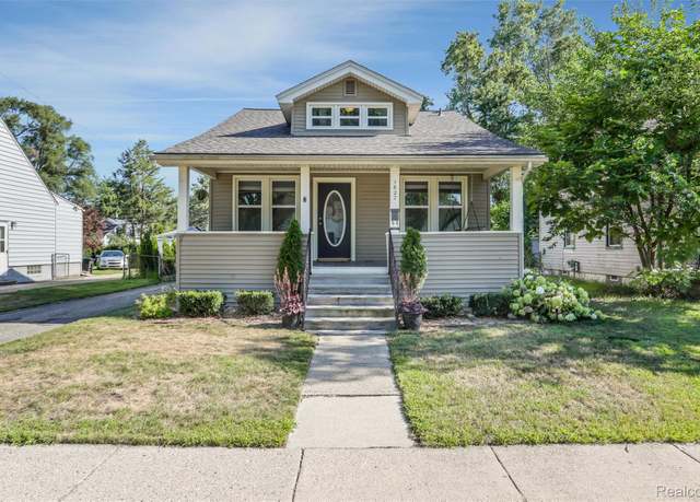 Property at 1627 W Hazelhurst St, Ferndale, MI 48220, 3 beds, 2 baths
