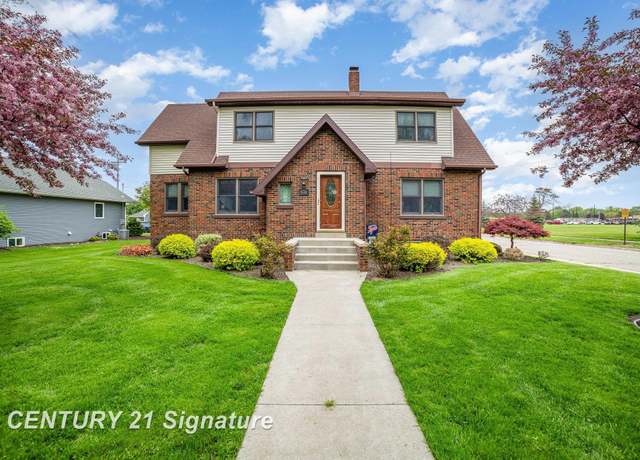 Property at 9610 Saginaw St, Reese, MI 48757, 5 beds, 2 baths