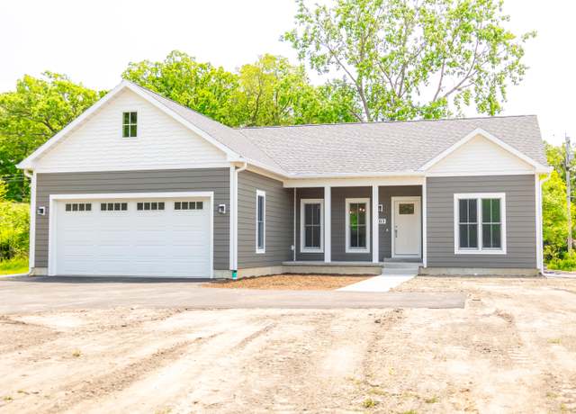 Property at 103 Diamond Point Ln, New Buffalo, MI 49117, 3 beds, 2.5 baths