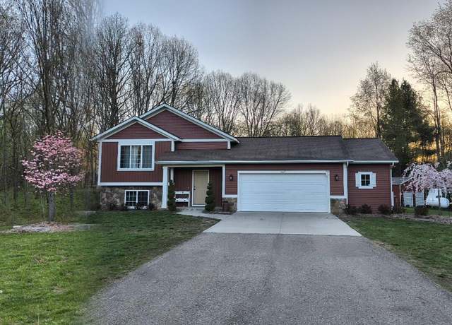 Property at 3469 Oak Branch Ct, Allegan, MI 49010, 3 beds, 2 baths