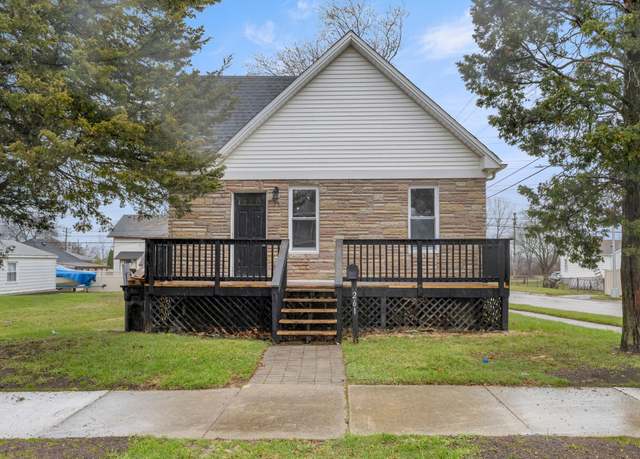 Property at 261 Detroit St, Trenton, MI 48183, 2 beds, 1 bath