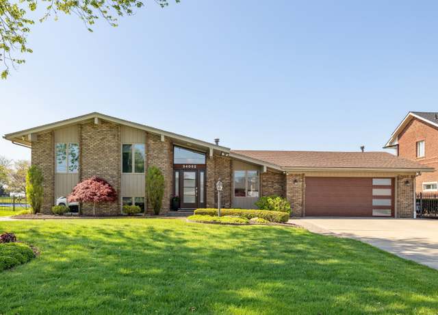 Property at 34052 Lotties Dr, Chesterfield, MI 48047, 4 beds, 2.5 baths