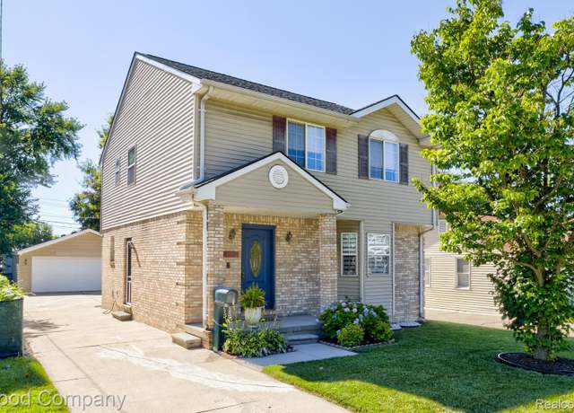 Property at 30785 Alger Blvd, Madison Heights, MI 48071, 3 beds, 3.5 baths