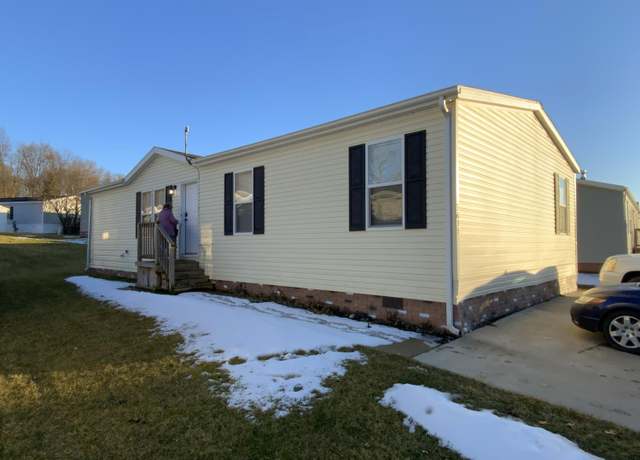 Property at 3635 Hawthorn Dr, Jackson, MI 49201, 4 beds, 2 baths