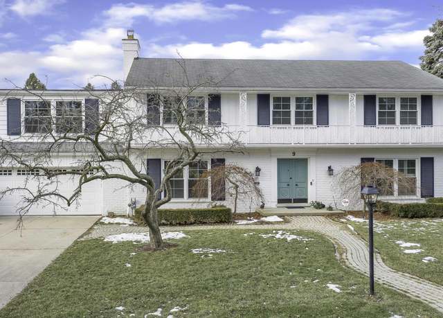 Property at 9 Wellington Pl, Grosse Pointe, MI 48230, 5 beds, 3.5 baths