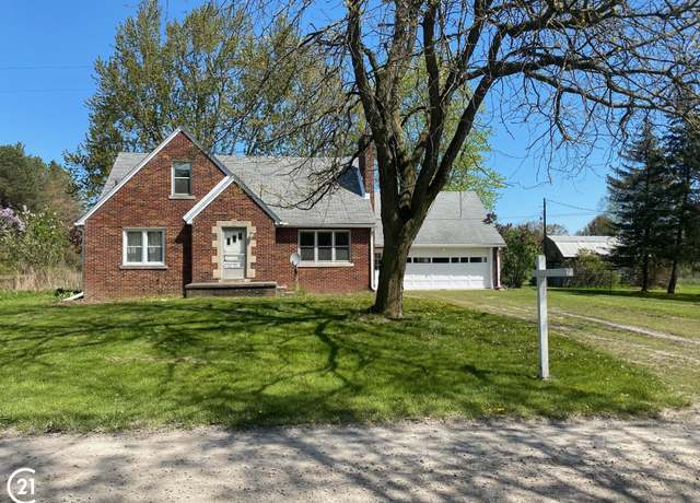 Property at 9224 Weber Rd, Richmond, MI 48063, 5 beds, 1 bath