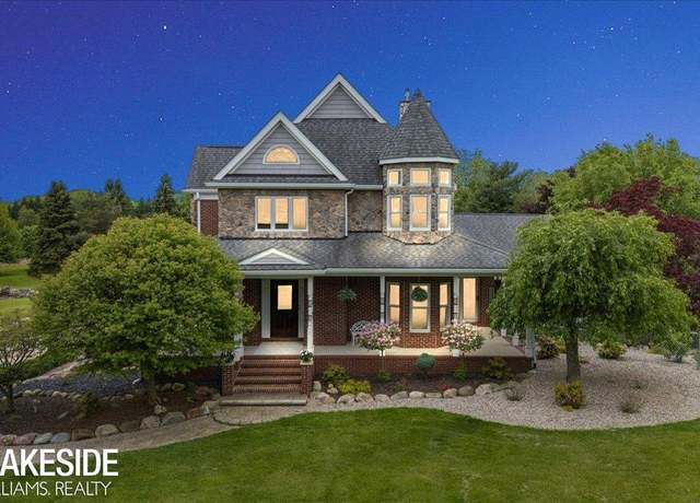 Property at 77443 Windy Knoll Ln, Romeo, MI 48065, 4 beds, 4.5 baths