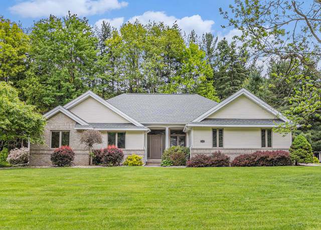 Property at 189 Westchester Way, Battle Creek, MI 49015, 3 beds, 2.5 baths
