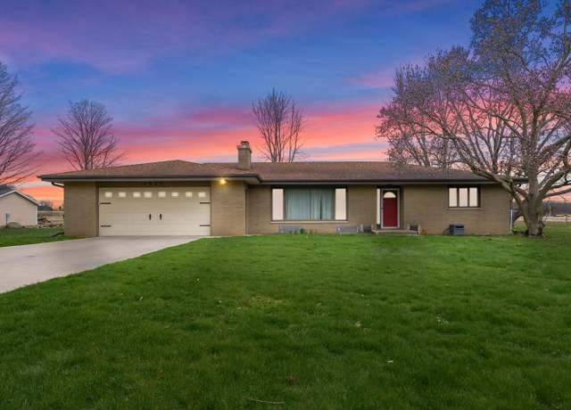Property at 3529 E Lemon Creek Rd, Berrien Springs, MI 49103, 3 beds, 2 baths