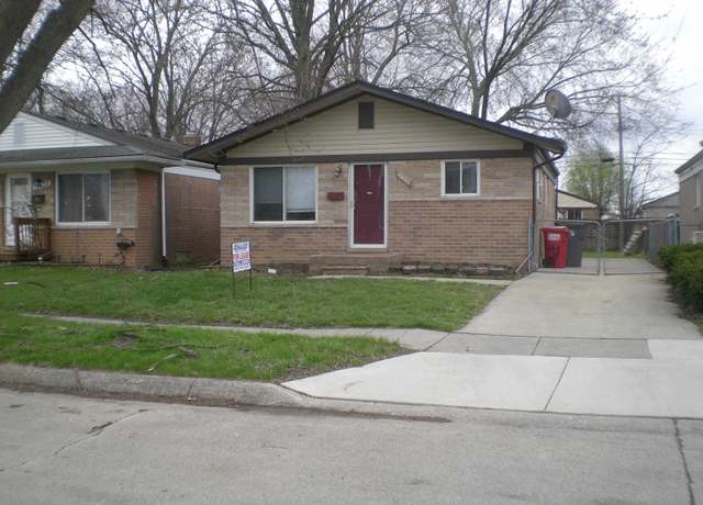 Property at 19430 Colman St, Clinton Charter Township, MI 48035, 3 beds, 2 baths
