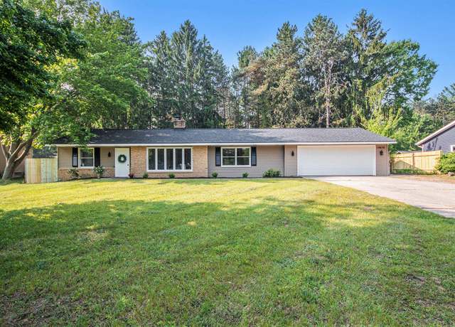 Property at 15878 New Holland St, Holland, MI 49424, 4 beds, 2.5 baths