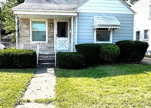 Property at 22797 Normandy Ave, Eastpointe, MI 48021, 3 beds, 1.5 baths