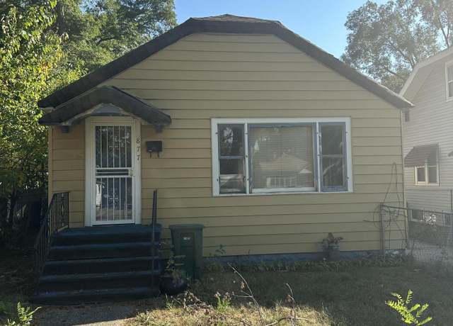 Property at 877 E Isabella Ave, Muskegon, MI 49442, 2 beds, 1 bath