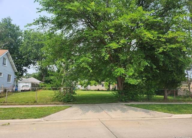 Property at 21833 Mac Arthur Blvd, Warren, MI 48089, 1 bath