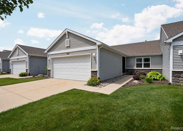 Property at 913 Spirea, Howell, MI 48843, 3 beds, 3 baths