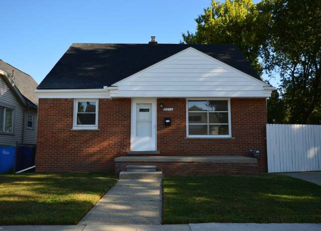 Property at 8219 Maxwell Ave, Warren, MI 48089, 3 beds, 1 bath