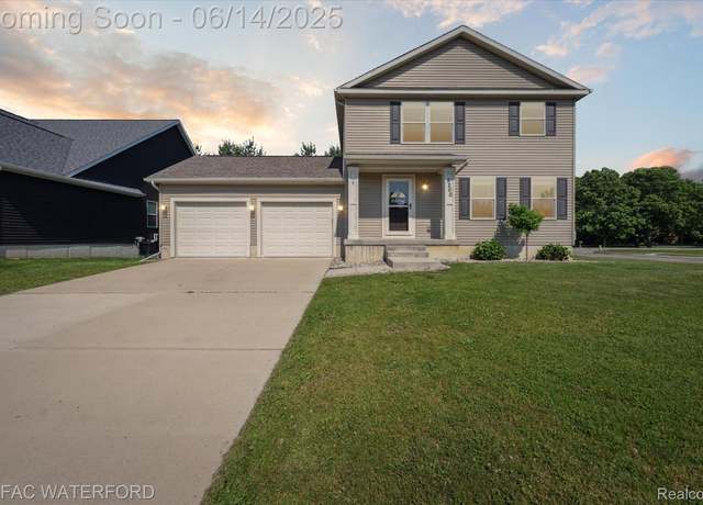 Property at 5200 Autumn Kirsten Dr, Fowlerville, MI 48836, 3 beds, 2.5 baths