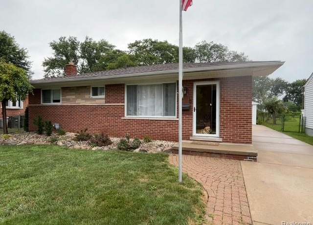 Property at 22515 Saint Gertrude St, St Clair Shores, MI 48081, 3 beds, 1.5 baths