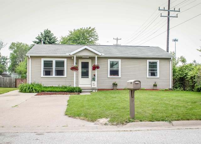 Property at 2313 13th St, Port Huron, MI 48060, 3 beds, 1 bath