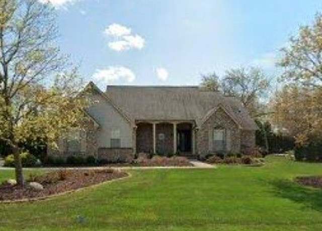 Property at 2385 Huntington Dr, Lake Orion, MI 48360, 3 beds, 2.5 baths