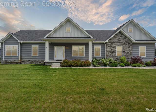 Property at 4925 Toratola Ln, Howell, MI 48843, 4 beds, 2 baths