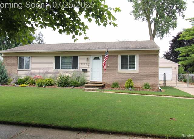 Property at 10054 Fairview St, Taylor, MI 48180, 3 beds, 1 bath