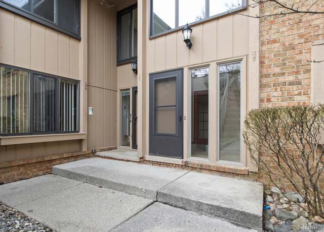 Property at 7203 Pebble Park Dr #125, West Bloomfield, MI 48322, 3 beds, 2 baths