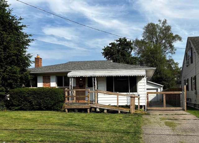 Property at 3109 Yale St, Flint, MI 48503, 3 beds, 2 baths