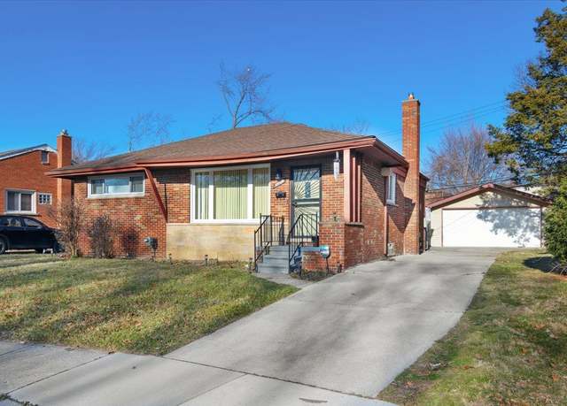 Property at 21840 E Ridgedale St N, Oak Park, MI 48237, 3 beds, 1.5 baths