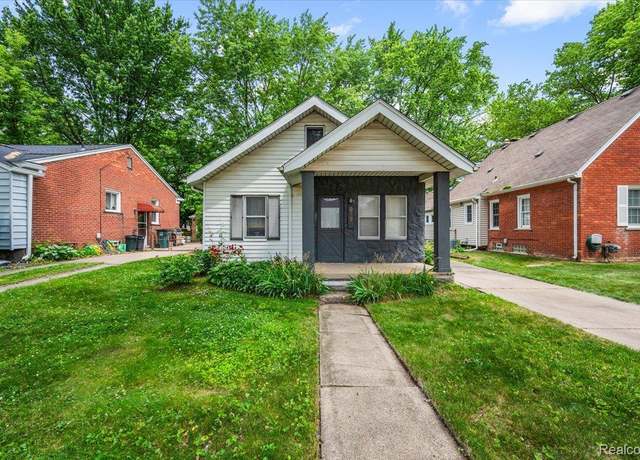 Property at 2124 Catalpa Dr, Berkley, MI 48072, 2 beds, 1 bath