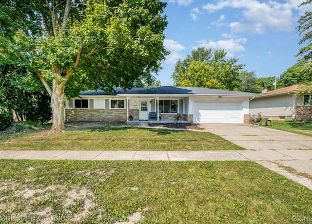 Property at 5178 Seymour Rd, Swartz Creek, MI 48473, 4 beds, 2.5 baths