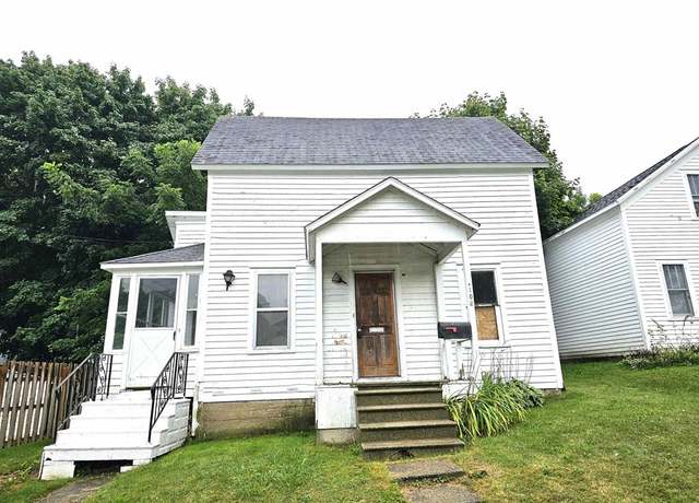 Property at 106 Bartlett St, Harbor Beach, MI 48441, 2 beds, 1 bath
