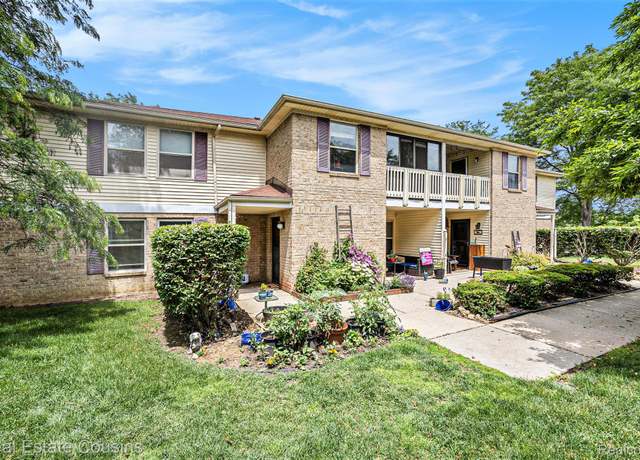 Property at 61023 Greenwood Dr, South Lyon, MI 48178, 2 beds, 2 baths