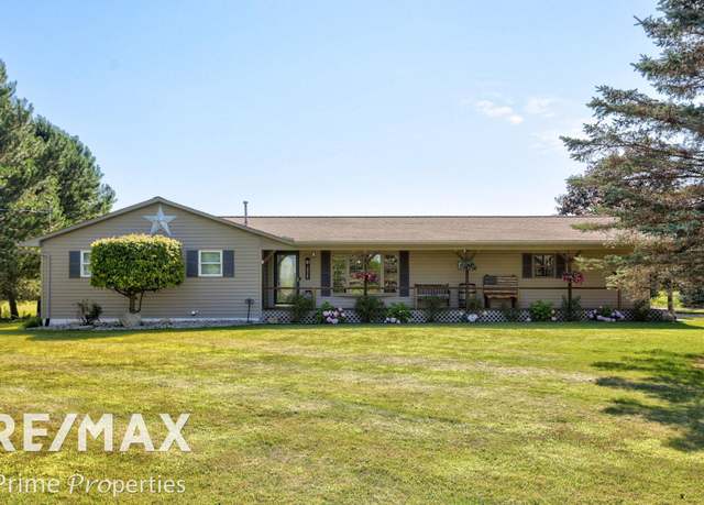 Property at 10920 Pagels Rd, Birch Run, MI 48415, 3 beds, 2 baths