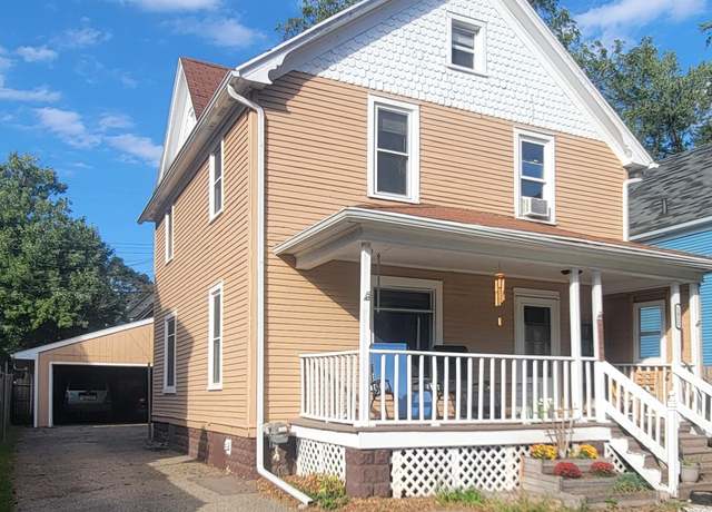 Property at 1011 Reed St, Kalamazoo, MI 49001, 4 beds, 1.5 baths