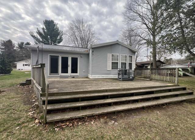 Property at 6219 E Dave St, Newaygo, MI 49337, 3 beds, 2 baths