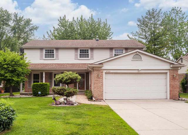 Property at 47559 Lexington Dr, Macomb, MI 48044, 4 beds, 2.5 baths