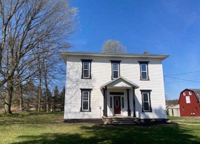 Property at 2540 S 9th St, Kalamazoo, MI 49009, 4 beds, 3 baths