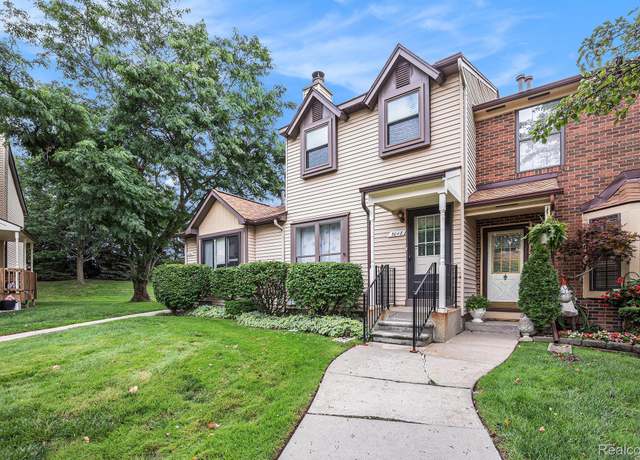 Property at 3048 Carly Ct, Auburn Hills, MI 48326, 2 beds, 1.5 baths