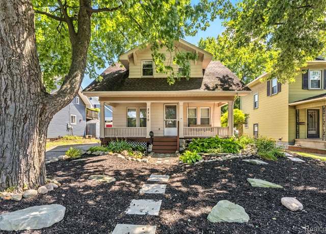 Property at 2710 Electric Ave, Port Huron, MI 48060, 2 beds, 2 baths