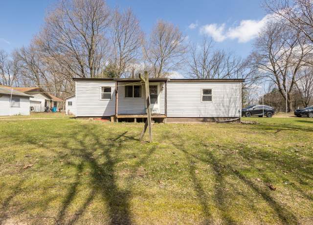 Property at 70866 Oak St, Edwardsburg, MI 49112, 2 beds, 1 bath