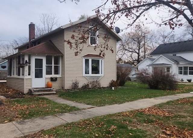 Property at 214 S Van Buren St, Tecumseh, MI 49286, 3 beds, 1.5 baths